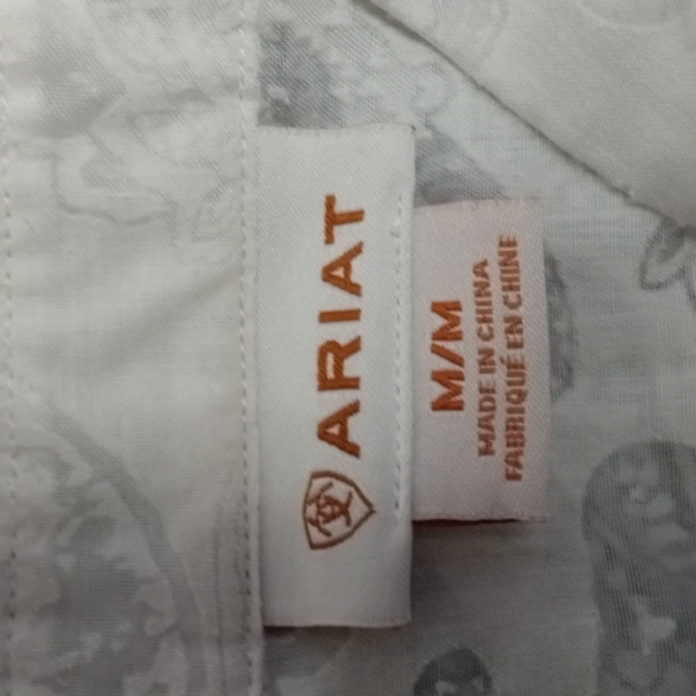 Ariat Button Up - Picture 3 of 3